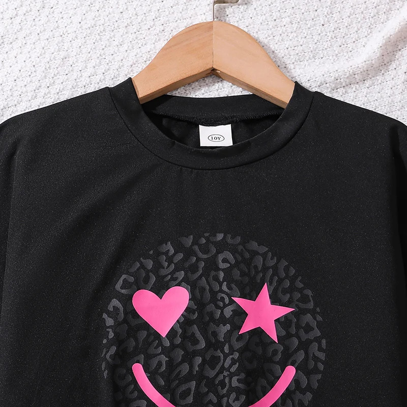 Childrens Fashion Clothes Sets For Kids Girl Black Smiley T-shirt And Rose Red Pleated Skirt High Quality Korean Style 250515