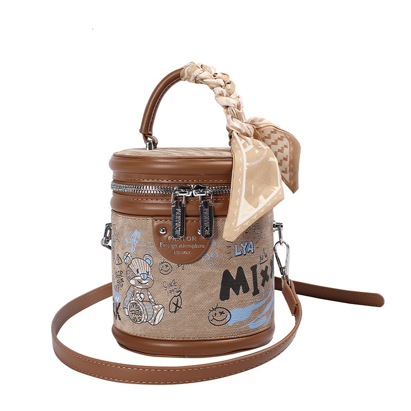 Little Bear Graffiti Printed Handheld Bucket for Women 2025 New Style Internet Celebrity Trendy Street Photography Versatile Single Shoulder Crossbody