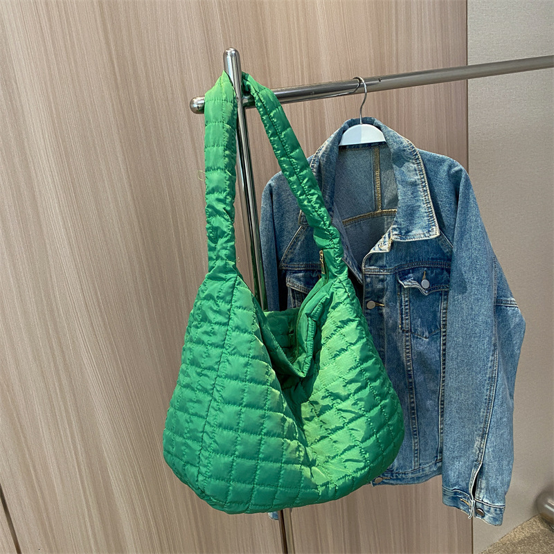 Space Down New Free Delivery Designer Bag Bag With Pleats And Large Capacity New Winter Cotton Clothing Luxury Bag Material Student Crossbody Bag One 