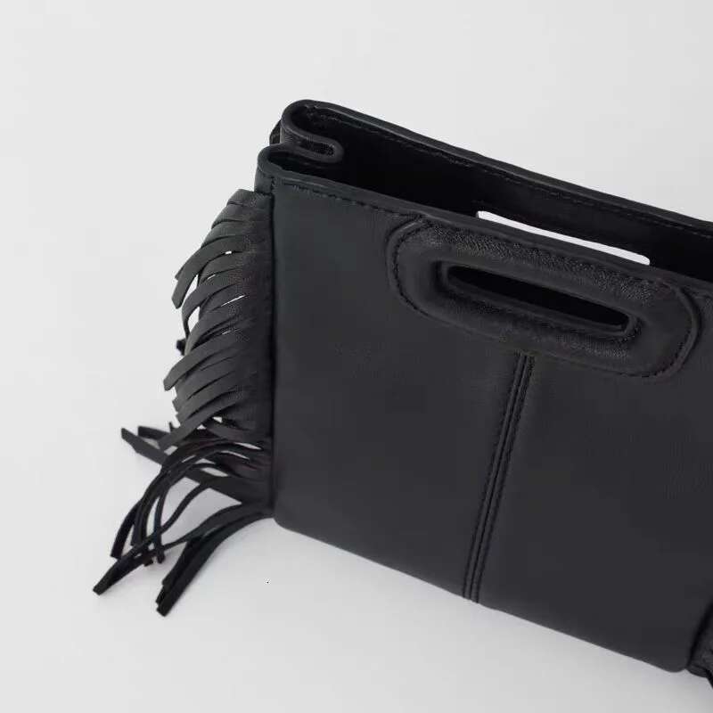 2025 New Retro Women Shoulder Black Leather Fashion Crossbody Bag Casual Outdoor Ladies Handbag
