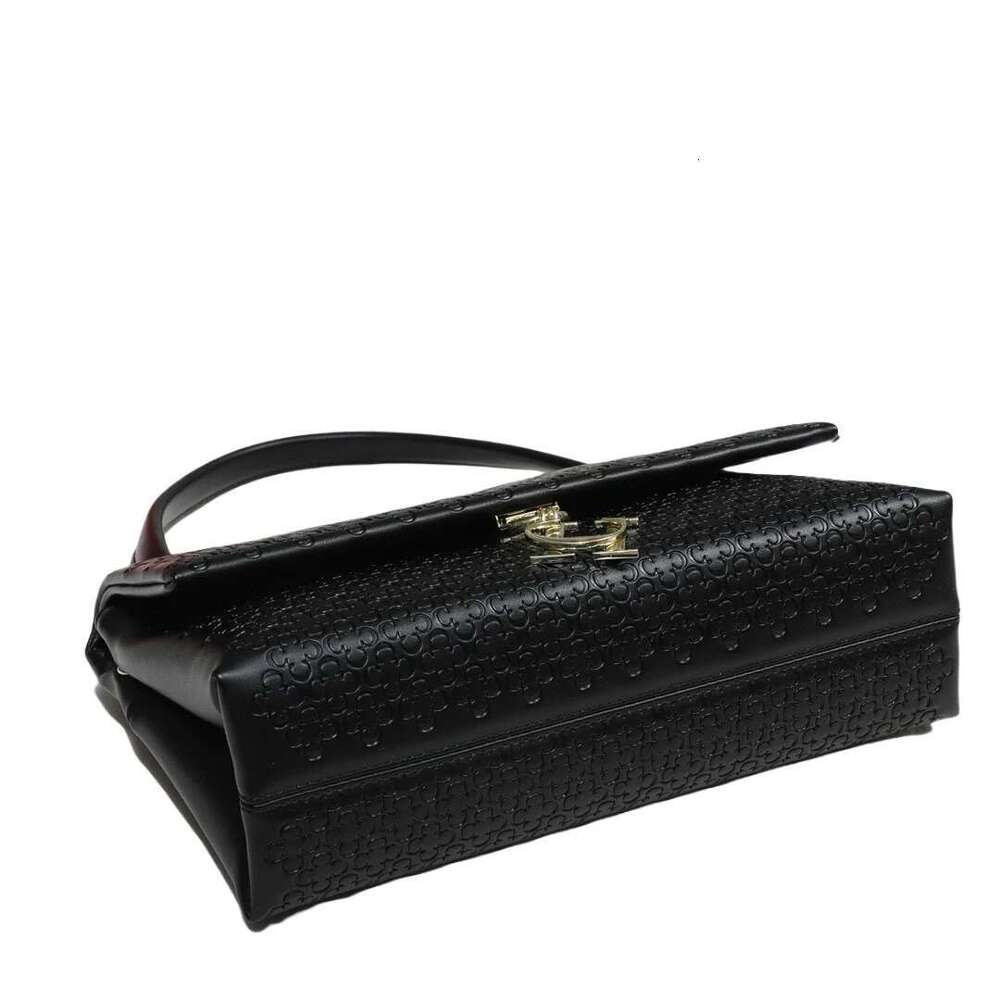 Ladies Elegant Light Crossbody Bag Solid Color Classic Letters Buckle Handbag Large Capacity High Quality