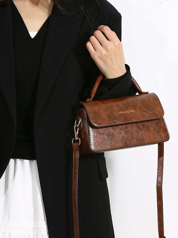 New high-end women's bag 2025 new multifunctional handheld designer small square fashionable Japanese and Korean single shoulder crossbody bag