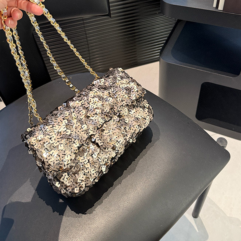 Designer Evening Bags Shoulder Bag Women's Luxury Fashion CF Sequin Bag High Quality Leather Classic Chain Bag Essential for Parties Handbags Totes