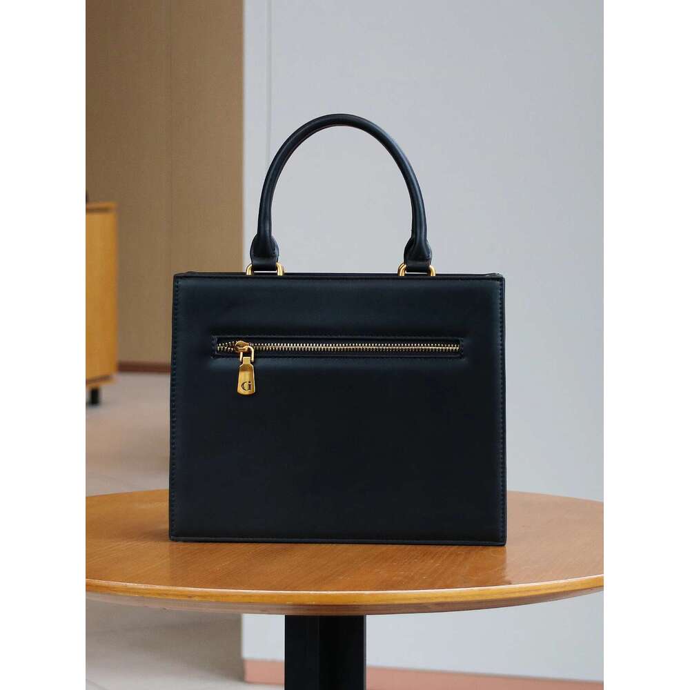 2025 Fashion New Niche Tarot Brand Brick Handbag Large Capacity Cute Cat Tote Bag Light Retro Commuter Shoulder Messenger