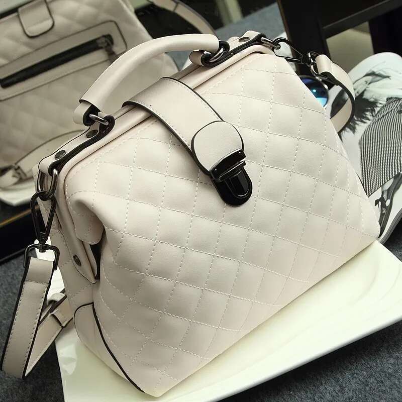 Fashion New Retro Women Doctor Bag 2024 Mobile Messenger Shoulder Clutch Large Capacity Ladies Scrub Leather Handbag