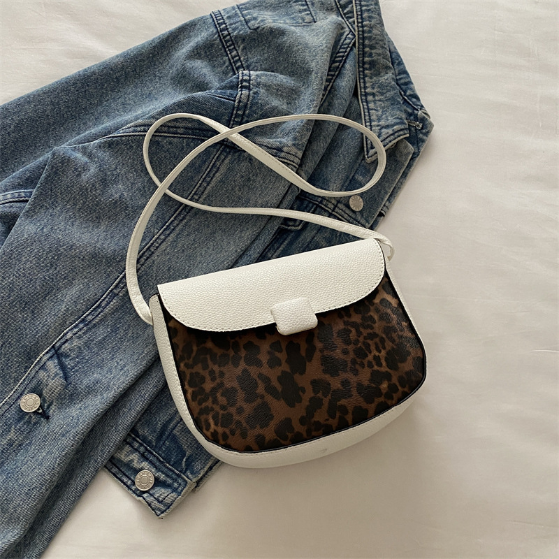 Free Delivery Designer Bag Internet Celebrity Fashion Leopard Print Single Shoulder Crossbody 2025 Winter New Versatile Ins Niche Design Stylish Saddl