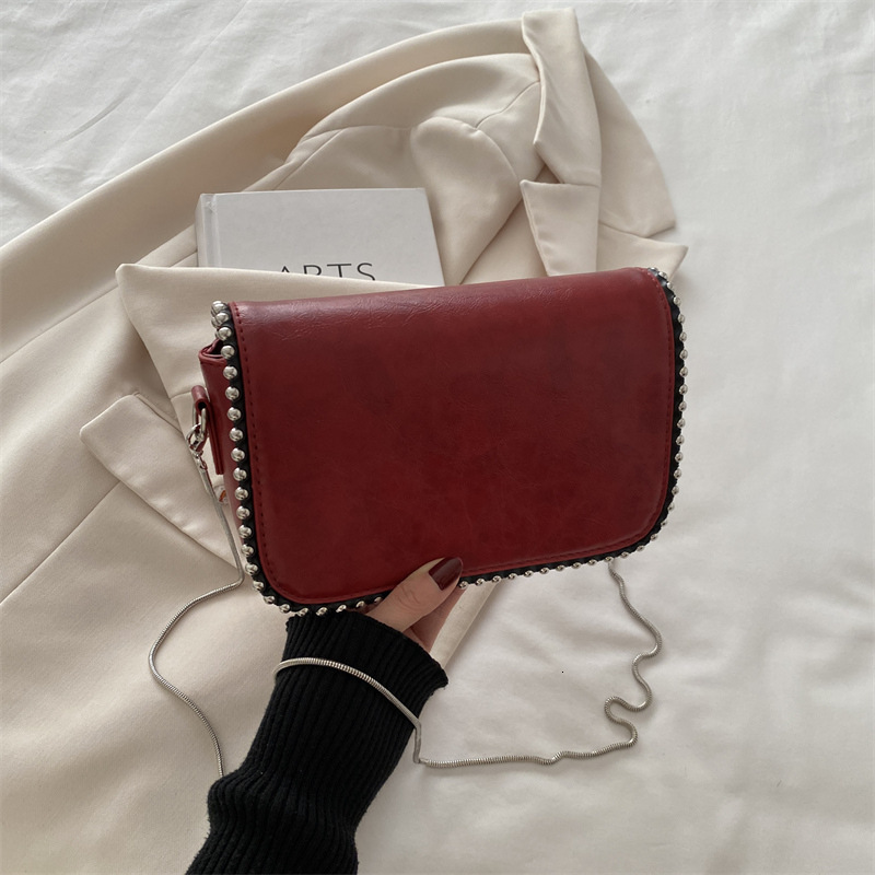 Free Delivery Designer Bag Small Square With Niche Design Shoulder Personalized Simple Women's 2025 Autumn And Winter New Fashionable Diagonal Cr
