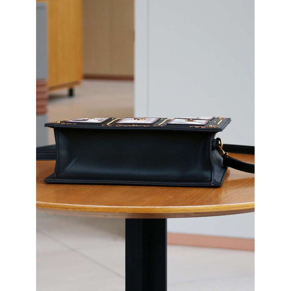 2025 Fashion New Niche Tarot Brand Brick Handbag Large Capacity Cute Cat Tote Bag Light Retro Commuter Shoulder Messenger