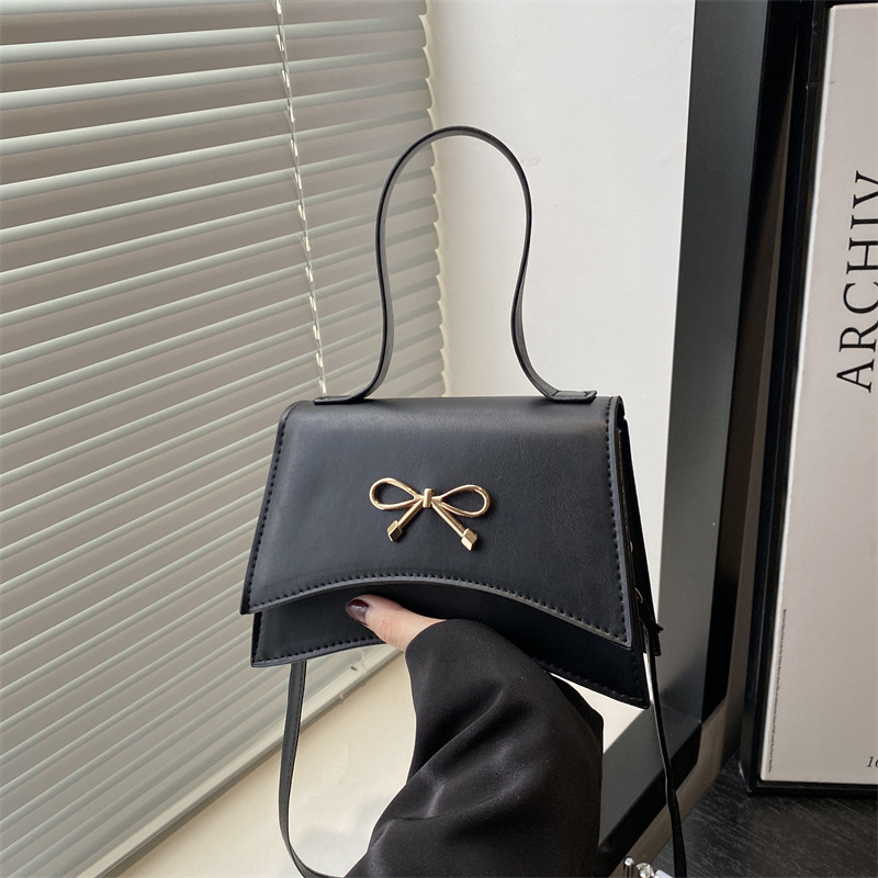 Free Delivery Designer Bag Bow Fashion 2025 Spring Casual Western Gentle Handheld Single Cross Shoulder Women's Small Square Bag Luxury Bag