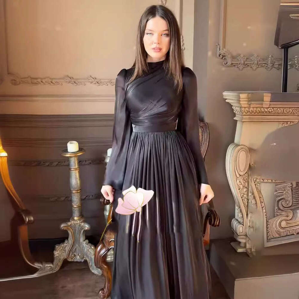 Cross half high neck for women 2023 new long sleeved tea break French style waist length dress