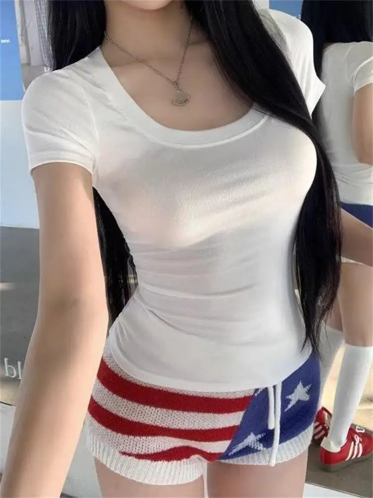 Womens basic Tshirt square collar short sleeved top solid color cute summer tight slim fit casual clothing 250506