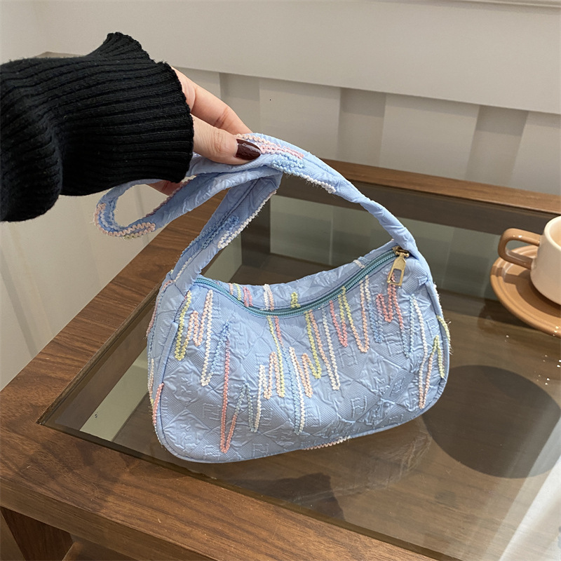 Nylon Dumpling Crossbody Small Women s Versatile Commuting New Free Delivery Designer Bag Shoulder Autumn And Winter Luxury Bag Fashionable Temperamen