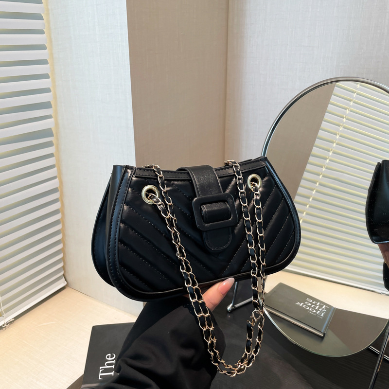 Gentle Fashionable Texture Splicing Chain Shoulder For Women In Spring And Summer 2025 Luxury Bag New Versatile Ins New Free Delivery Designer Bag Cro
