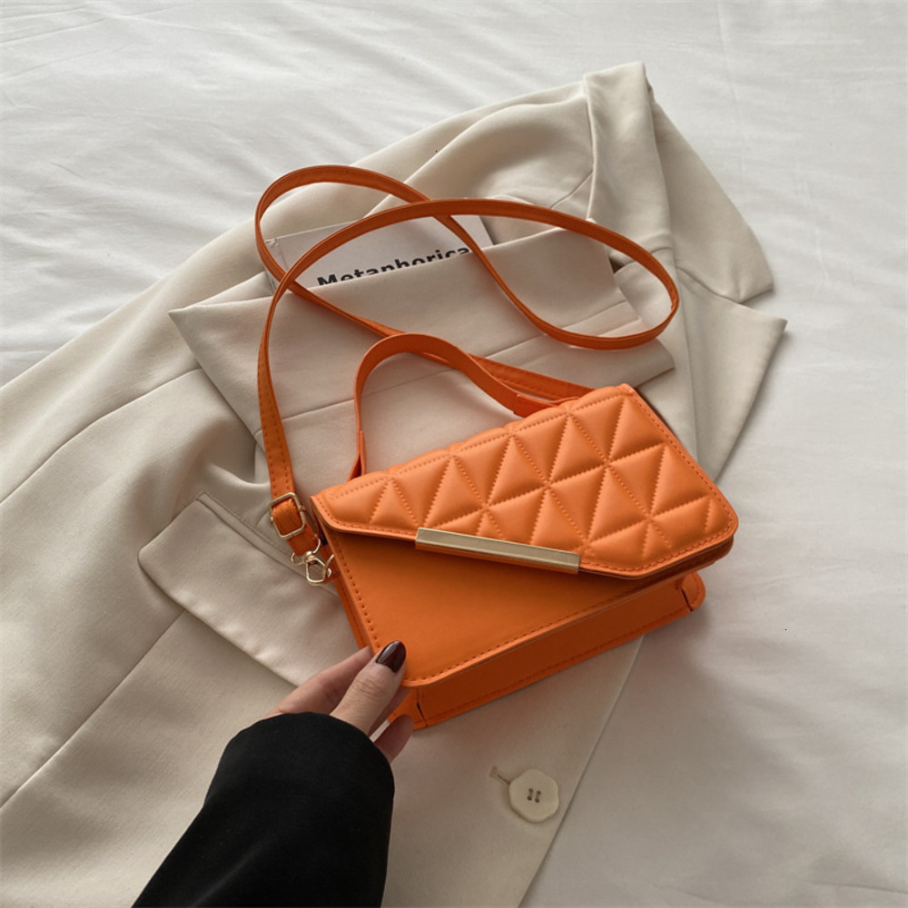 Versatile women's small square bag, 2025 summer popular new item, high-end texture chain crossbody bag