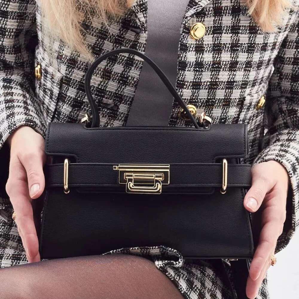 Women's Mini Fashion Handbag Shoulder Business Commuter Bag
