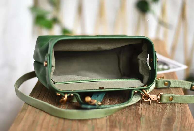 Designer Handmade Genuine Leather Ladies Small Shoulder Crossbody Bag Vintage Casual Real Cowhide Women's Mini Cute Handbag