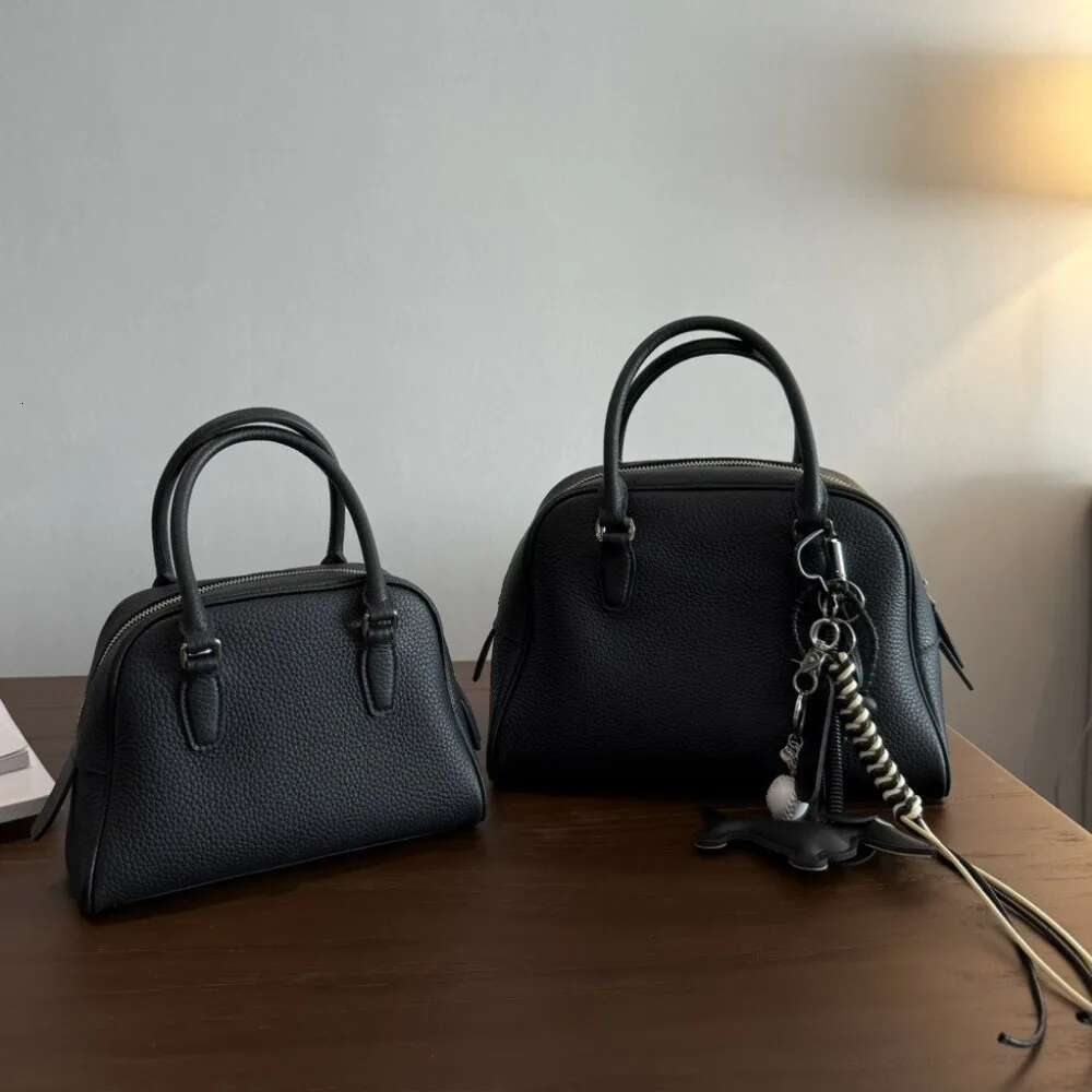High Quality Designer Bags New First-Layer Cowhide Bowling Minimalist High-Quality Handbag Retro Boston Crossbody Shoulder Bag Women Luxury Bag