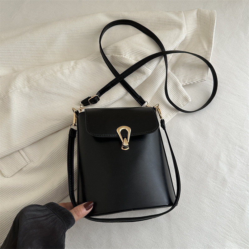 Fashionable Highend Zero Wallet Single New Free Delivery Designer Bag Luxury Bag Shoulder Handheld Solid Color Mobile Phone Trendy Mini Small Women�