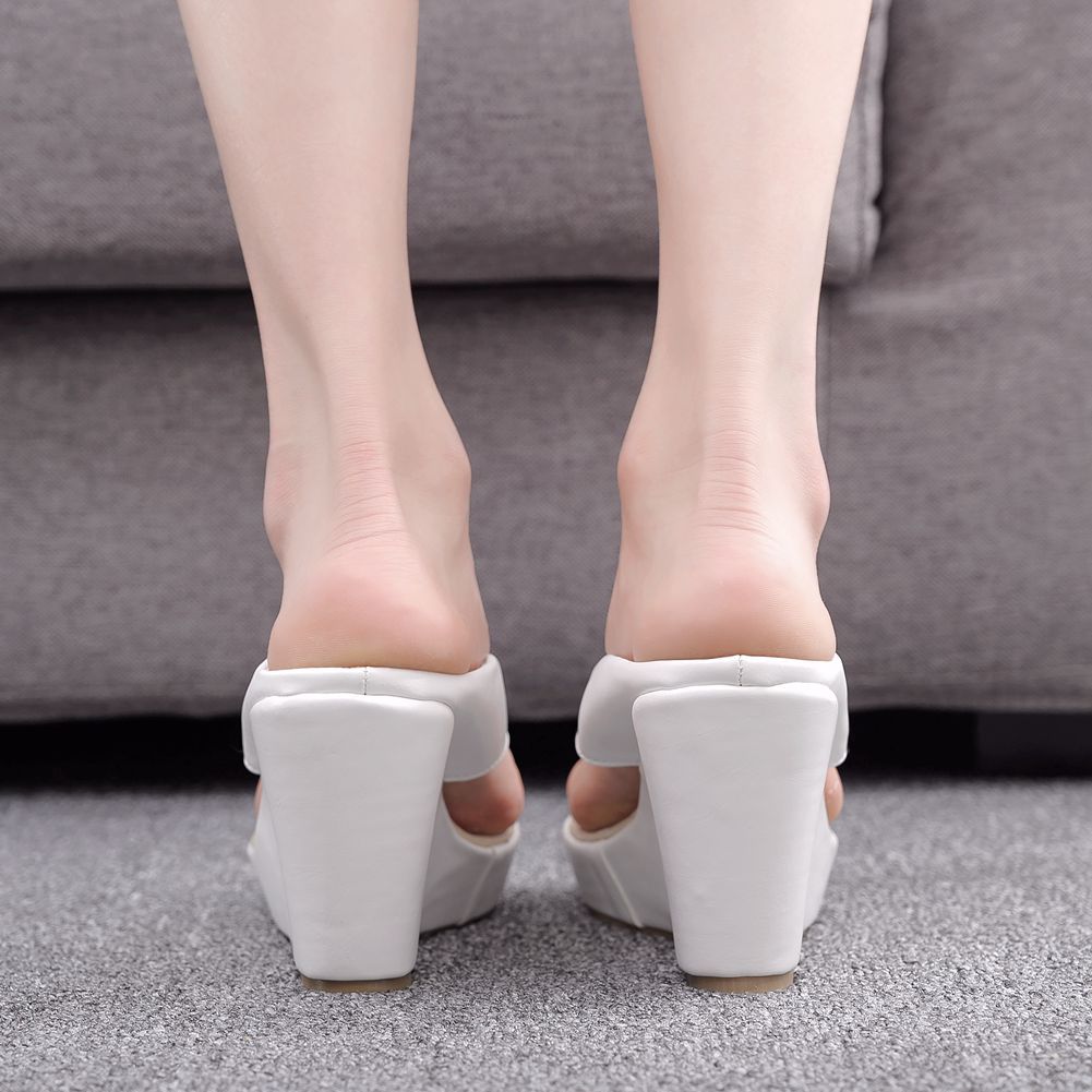 2025 new hot free shipping Wide-fit high-platform water-resistant beach sandals, toe-hing flat sandals with thick soles and block heels size 33-42