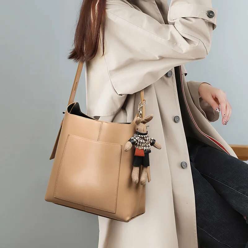 Simple Adjustable Cowhide Leather Women's Handbag High Quality Daily Bucket Bag Large Capacity Shoulder Bags