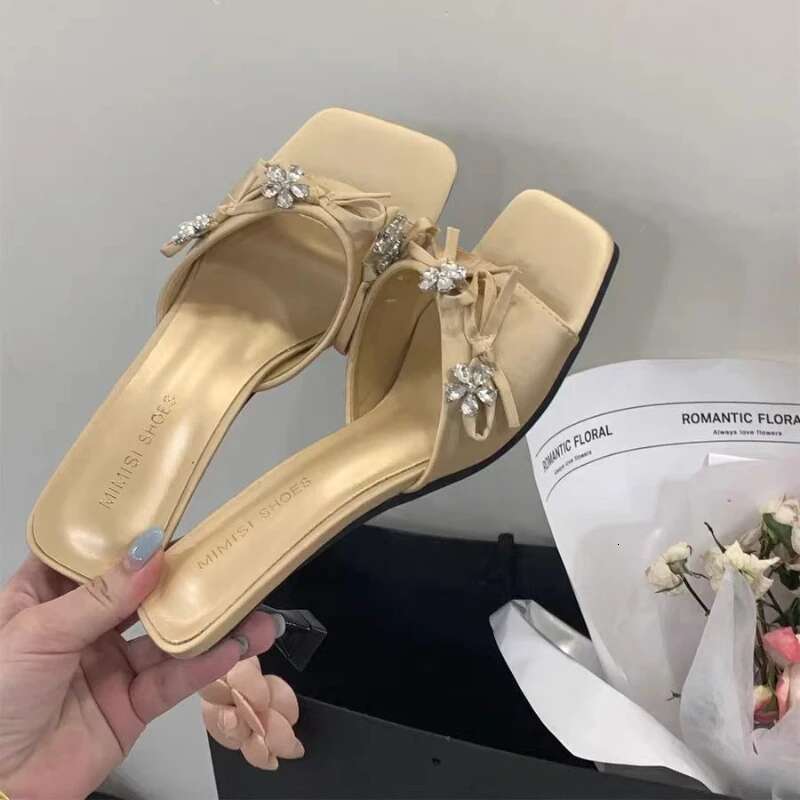 Elegant Mid Heels Women Slippers Designer Heeled Sandals Woman Shoes 2025 Summer Fad Flip Flops Shallow