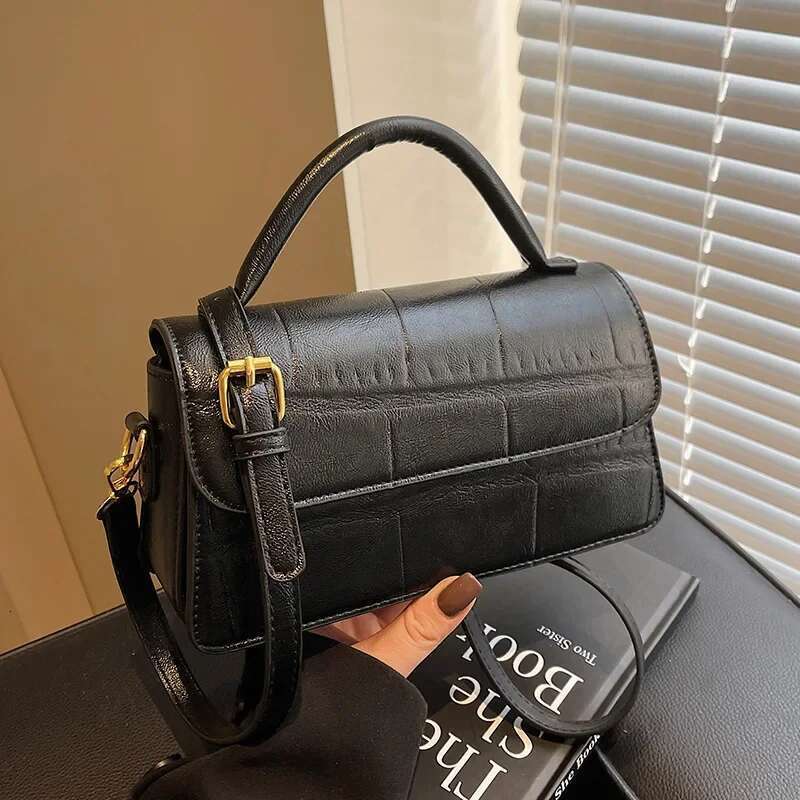 New In 2025: Women's Stylish Small Square Messenger Bag - Stone Pattern, Solid Color, Portable & Versatile For Commuting