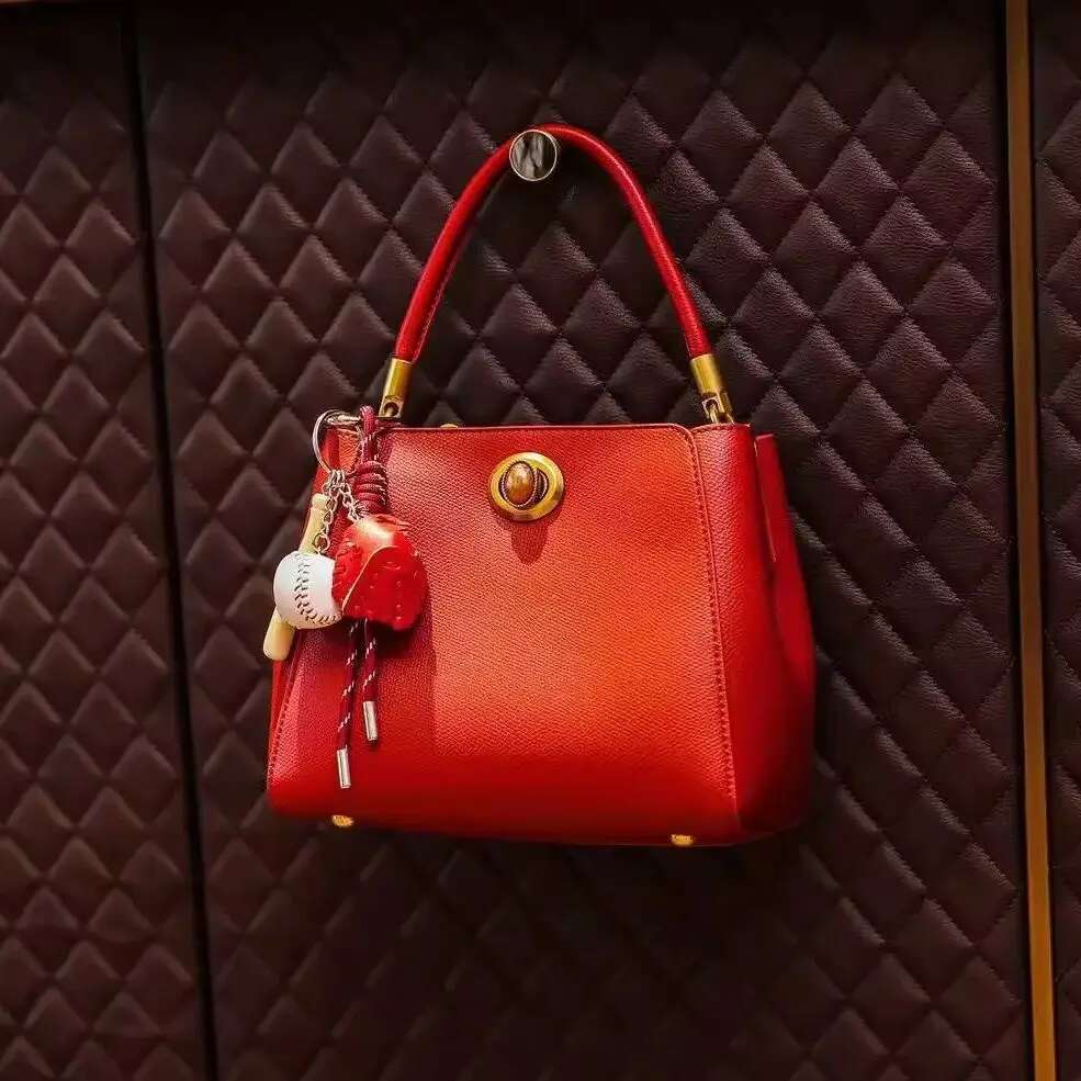 Tote Handbag Single Shoulder Crossbody Women's Hand-Held Small Square Large Capacity Commuter Bag Ladies Bride's Bag