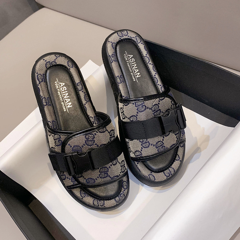 Free shipping new designer Slippers womans platform Slipper buckle sliders woman sandals summer beach vacation outdoor shoes