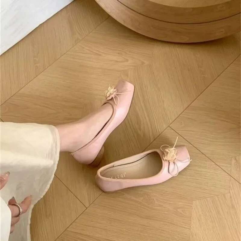 Women's Chunky Single Autumn New Square Head Shallow Mouth Flower Butterfly Knot Soft Sole Non-slip Low Top Shoes