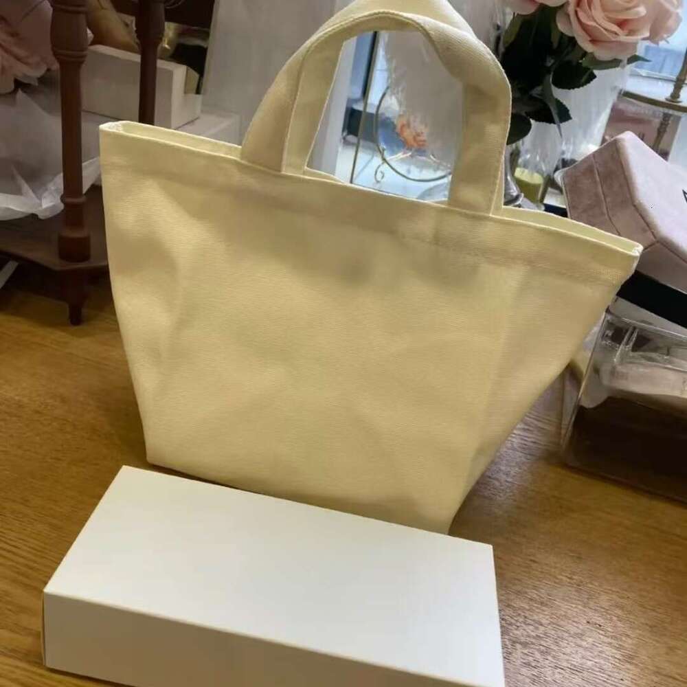 New Canvas Hand-Held Shoulder Bag, Daily Commuting, Work, Shopping Bag With Box, White B5