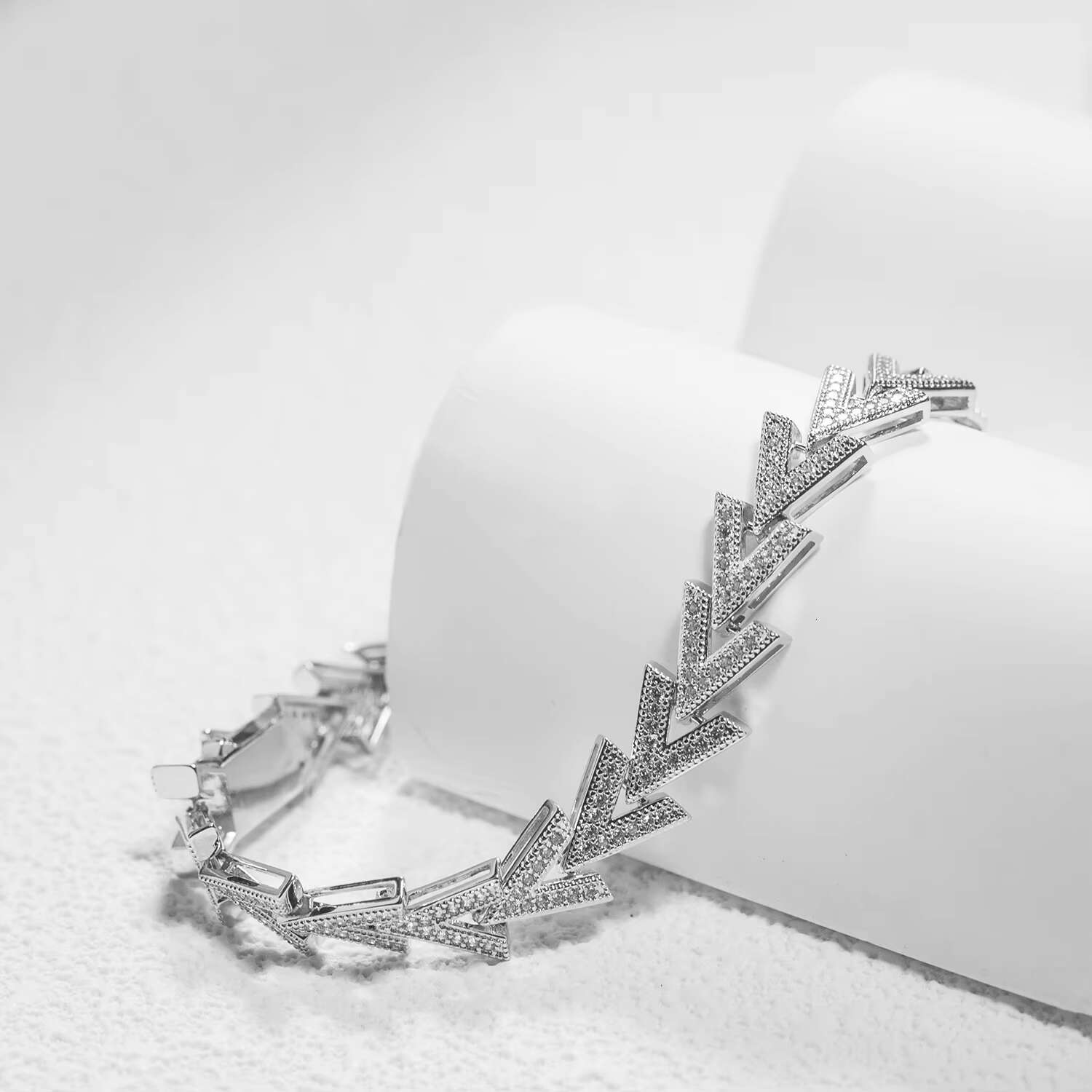 Simple Temperament Fine Moissanite Sterling Sier Chain Rhodium Plated Tennis Bracelet for Dateing