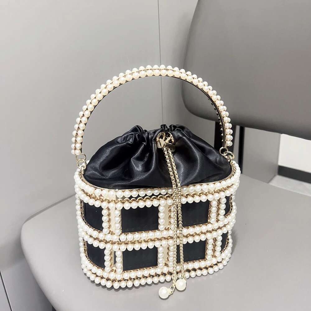 Handle Evening Clutch Bag Purses And Handbag Designer Shoulder Shiny Crystal Clutch Purse Pearl Decoration Bucket Bag