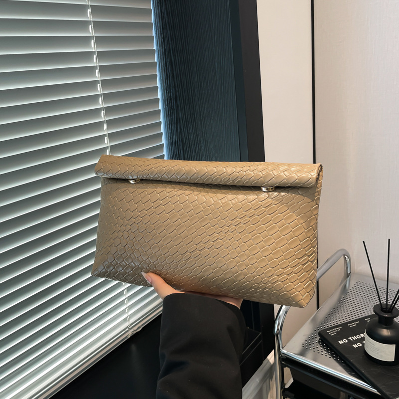 Casual Versatile Crossbody In Spring Summer 2025 New Korean Luxury Bag New Free Delivery Designer Bag Version Shoulder Bag Fashionable And Trendy Comm