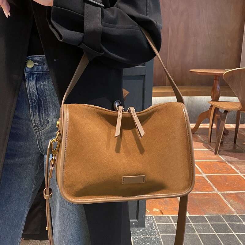 Suede Cowhide fashion ladies shoulder cross coffe bag designer women brown handbag angola red