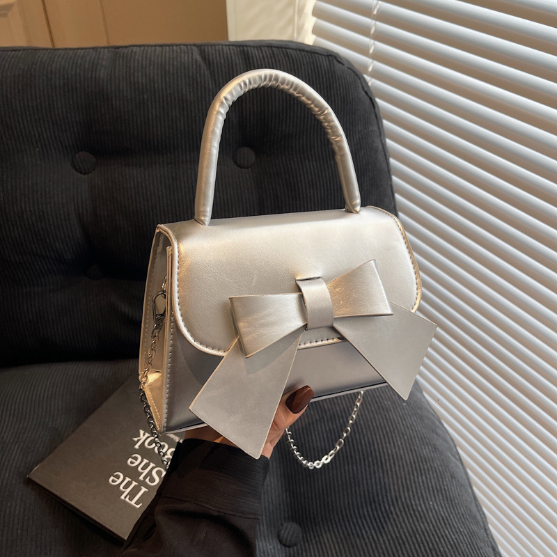 New Free Delivery Designer Bag Texture Niche Crossbody 2025 Spring And Summer This Year's Popular Butterfly Bow Stylish Mini Bag Luxury Bag Desig