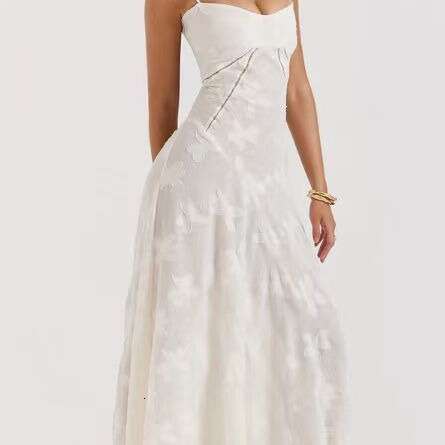 White Dress Maxi Dress Feng 2024 Summer New Women's Fashion Bra One Line Neck Elegant Evening Dress KQ