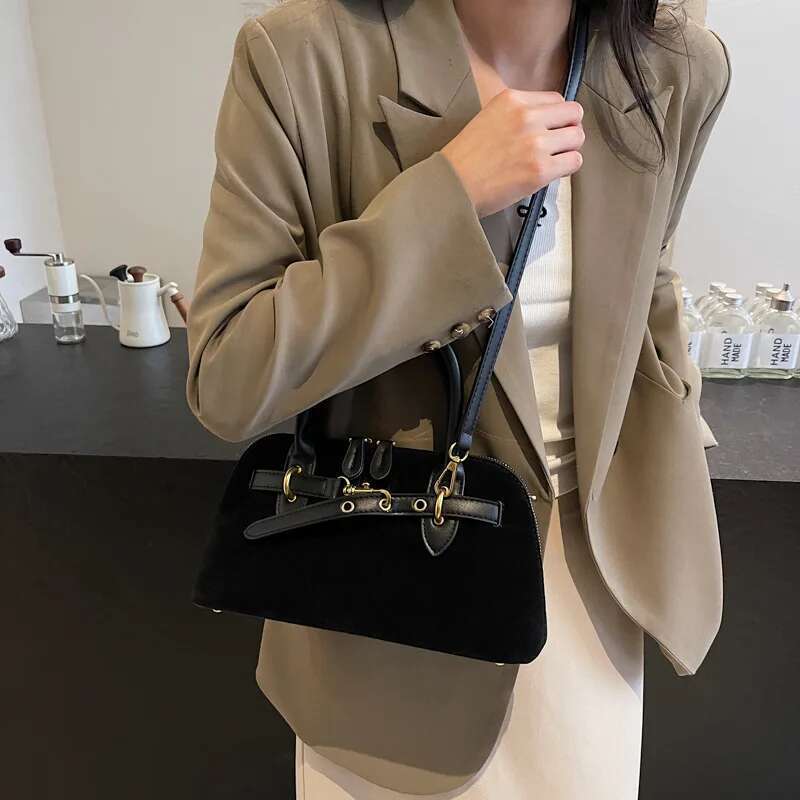 Matte Retro Bag For Women, Large Capacity 2024 New Autumn And Winter Casual Niche Design, Crossbody Work Small Handbag