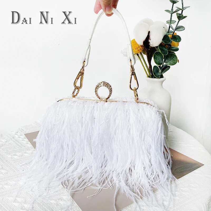 Fashion Ostrich Fuax Fur Feather Wallet Clutch Bag Ladies Dia Knuckle Rings Dinner Party Wedding Purse Chic