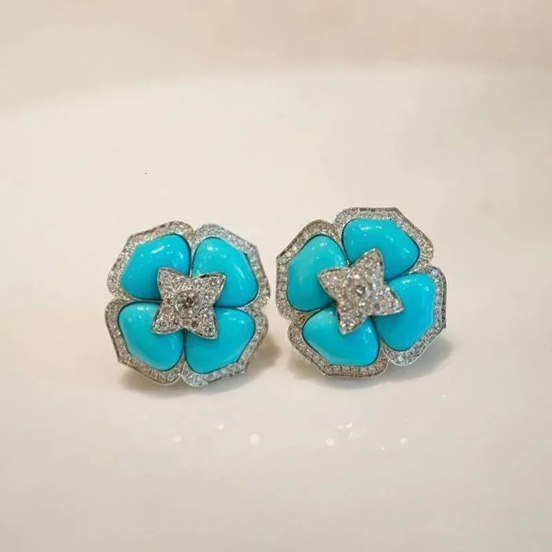 and fashionable turquoise earings stud with silver inlaid blue flower earrings for women classic wedding jewelry gift 250515