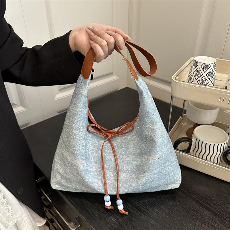 Leisure Commuting Large Capacity Bag For Women 2025 New Stylish Contrasting Color Shoulder Handheld New Free Delivery Designer Bag Luxury Bag Tote Bag