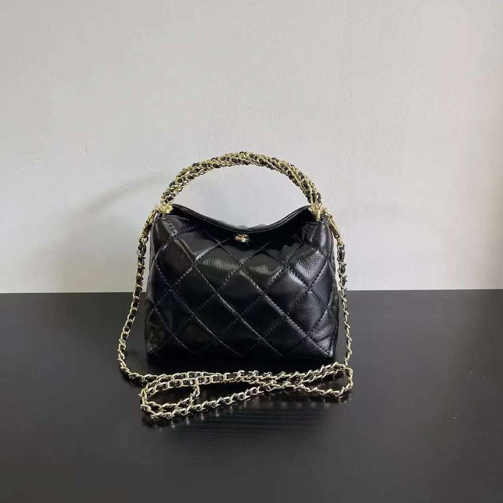 Trendy Women's Argyll Chain Hobo Crossbody Soft Vintage Bucket With Handle For Ladies Single Shoulder Bag