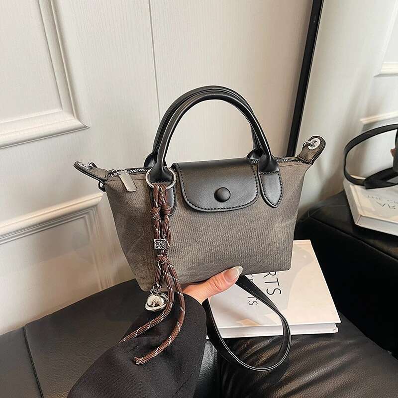 Stylish Commuter Tote Bag For Women - Solid Color Crossbody Shopper With Designer Details