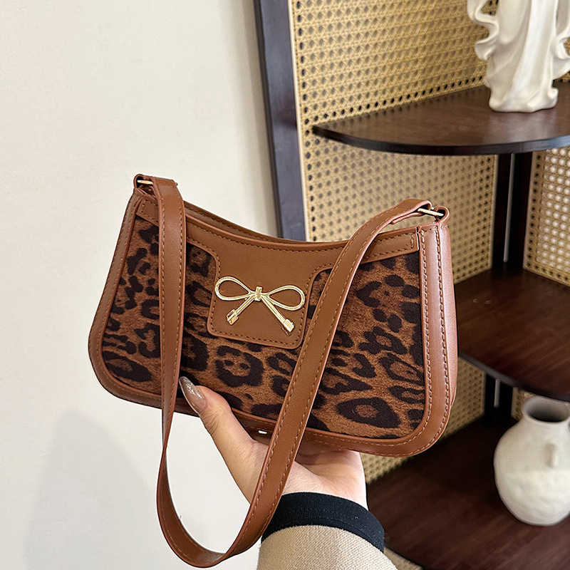 Free Delivery Designer Bag End Ladies' Large Capacity Women's New Model 2025 Niche Design Casual Commuting Winter Shoulder Luxury Bag