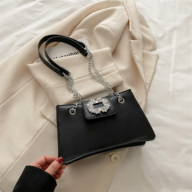 Korean Version Diamond Studded For Women's Summer 2025 New Trendy Fashion Niche Armpit Versatile Chain Shoulder New Free Delivery Luxury Bag Desi