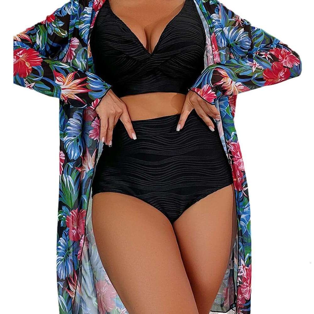 European and American high-end multi-color sexy printed bikini BIKINI three piece set women's swimsuit 2025 temperament versatile new trendy clot