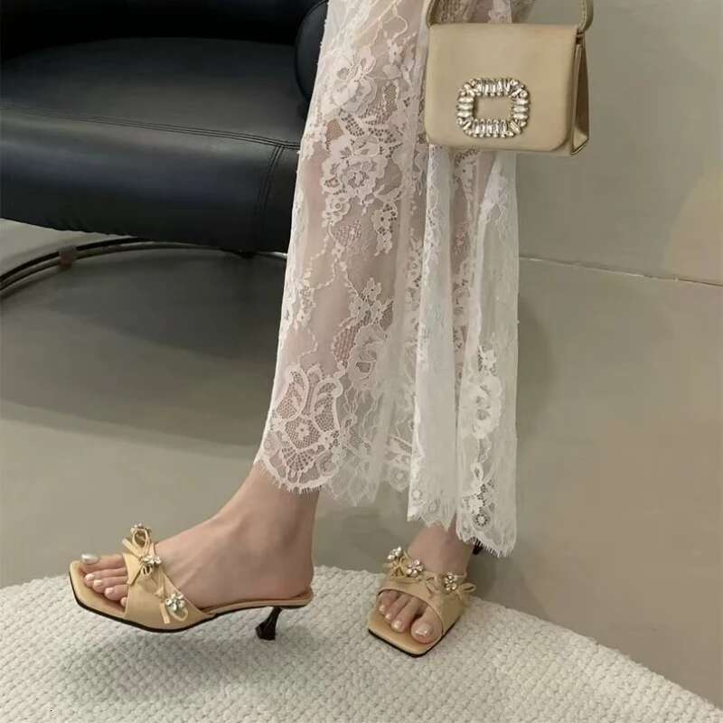 Elegant Mid Heels Women Slippers Designer Heeled Sandals Woman Shoes 2025 Summer Fad Flip Flops Shallow