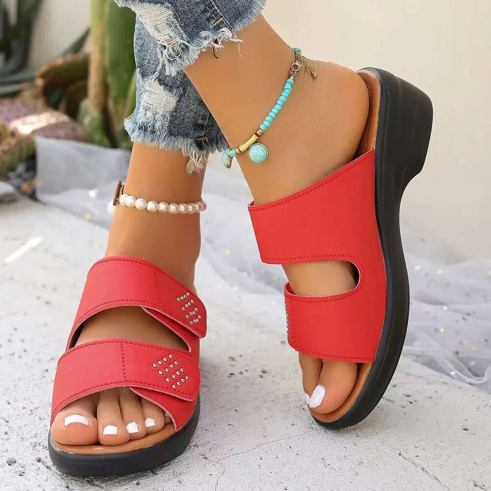 Woman 2025 Low Female Slippers Big Size Glitter Slides Fashion Flock New Jelly Fabric Crystal Rome