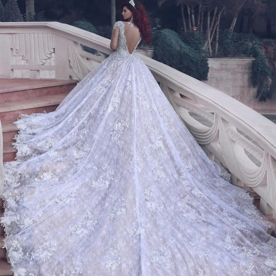 Luxury O-neck Long Sleeves Lace Ball Gown Wedding Dresses Arabic Beaded Crystals Vestidos De Noiva Wedding Gowns Robe De Mariage
