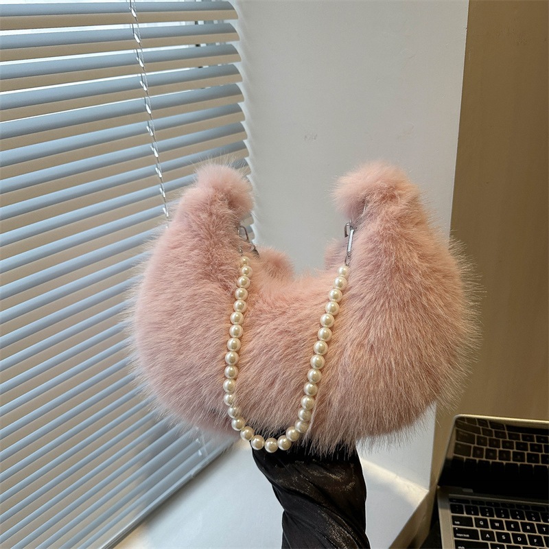 Free Delivery Designer Bag 2025 New High End Furry Temperament Autumn And Hand Held Single Shoulder Pearl Chain Winter Stylish Versatile Plush Luxury 