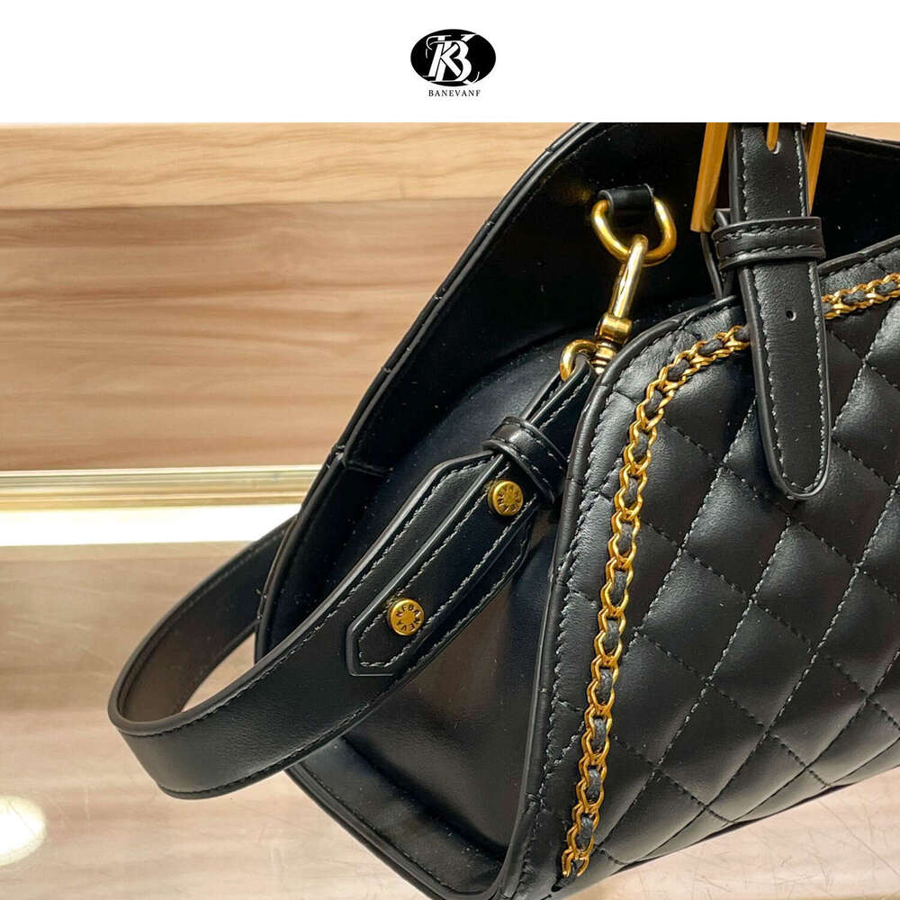 Designer Cowhide Pack Light Luxury Brand Women S Bag New Fashionable Leather Shoulder Armpit Bag High End Texture Crossbody Handbag High Luxury Handba